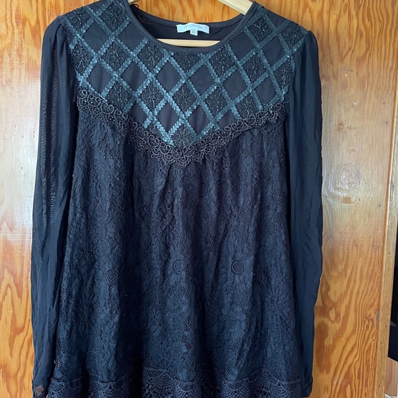 Black Long Sleeve Lace Top - Picture 1 of 4